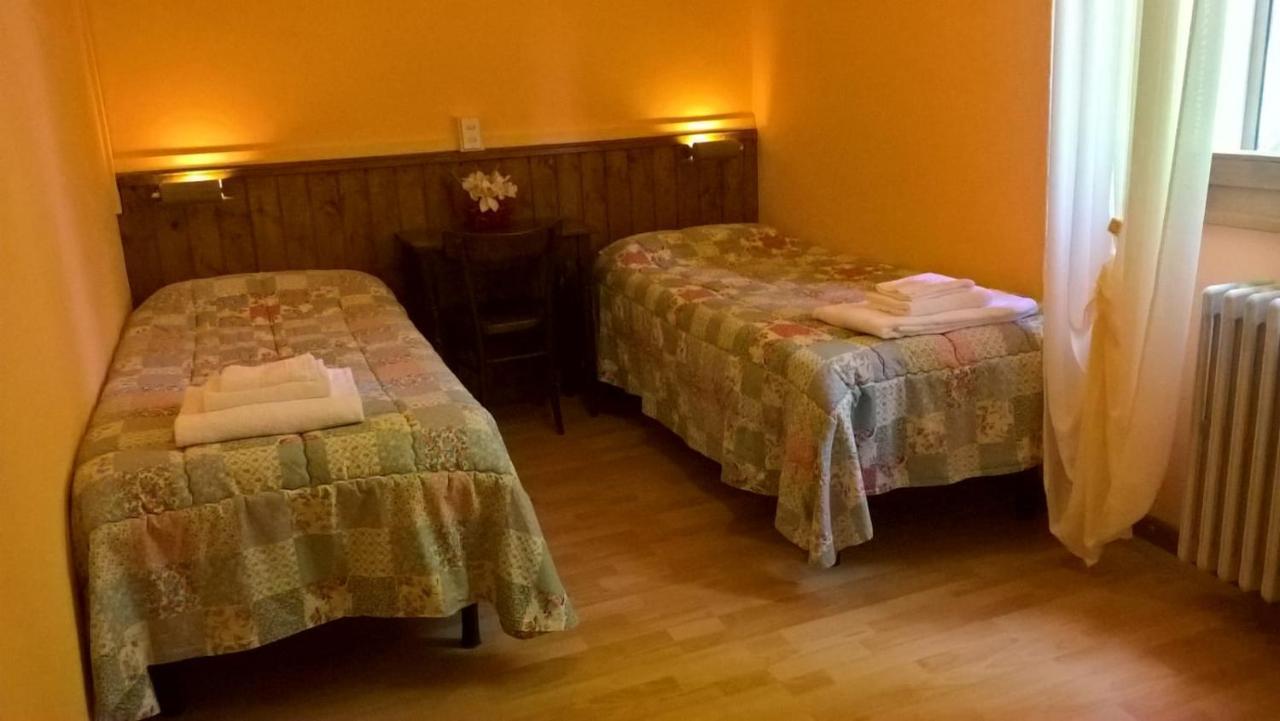 Capanna C.A.O. Hotel Brunate Luaran gambar