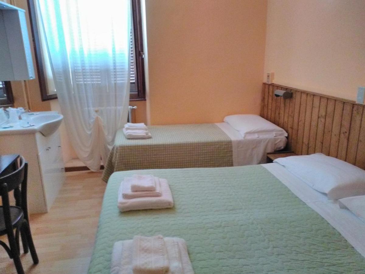 Capanna C.A.O. Hotel Brunate Luaran gambar
