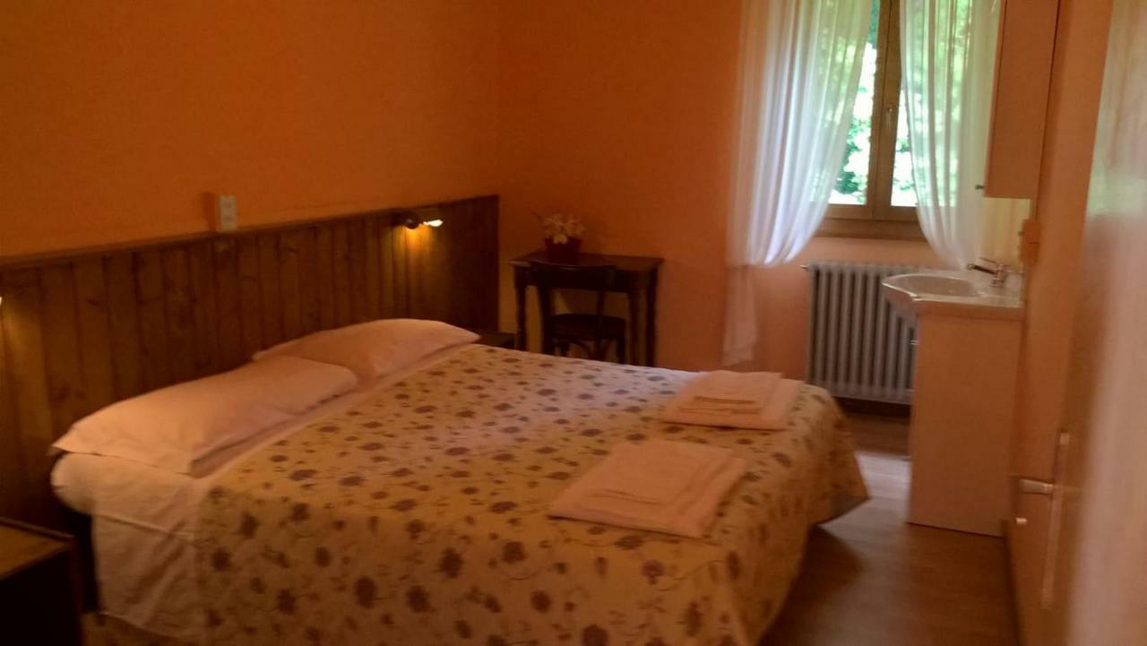 Capanna C.A.O. Hotel Brunate Luaran gambar